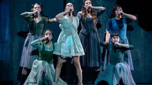 "Despertar de primavera" se despide del Teatro Opera