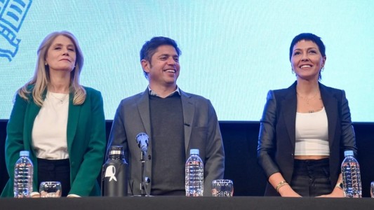 Axel Kicillof y Mayra Mendoza tuvieron un gesto de unidad en plena campaña y compartieron un acto en Quilmes