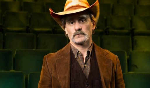 "Al Oeste: Capítulos I y II", la obra de teatro que indaga qué es una obra teatral