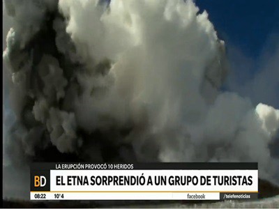 El Etna sorprendió a un grupo de turistas y vulcanólogos