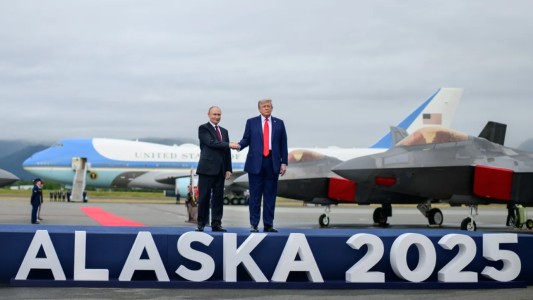 Donald Trump y Vladimir Putin ya están reunidos en Alaska para negociar el fin de la guerra en Ucrania