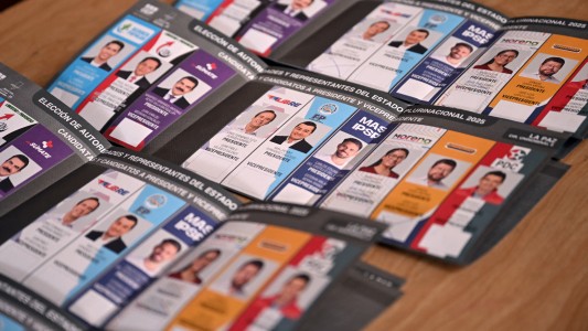 Bolivia concluye votación para elegir presidente e integrantes del Congreso