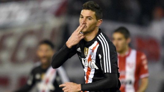 "Alario es jugador del Leverkusen", afirmó su representante