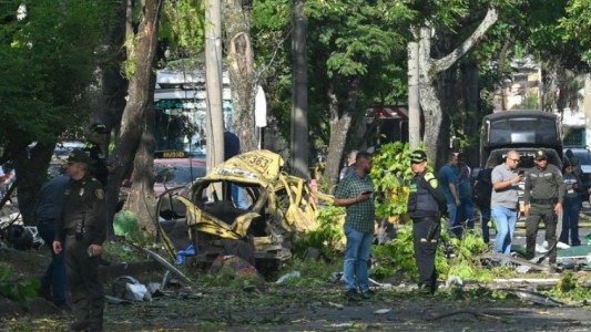 Jornada violenta en Colombia deja 18 muertos y decenas de heridos