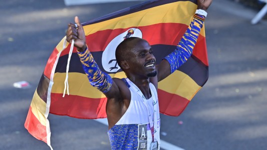 El corredor ugandés Jacob Kiplimo ganó la media Maratón de Buenos Aires