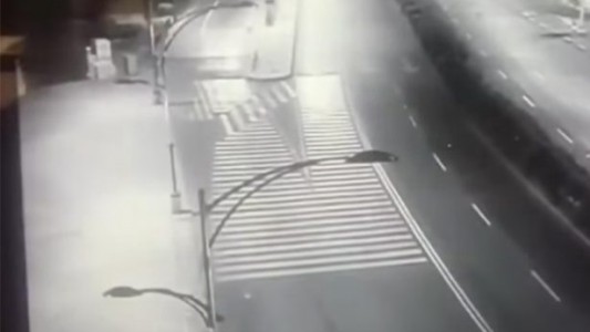 Video de terror: ¿apareció una sombra en este video de un choque en México?