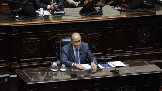 Presuntas coimas: en medio del escándalo, Francos rinde cuentas en Diputado