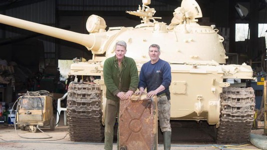 Video: halló US$ 2,5 millones en oro dentro de un tanque que compró por internet