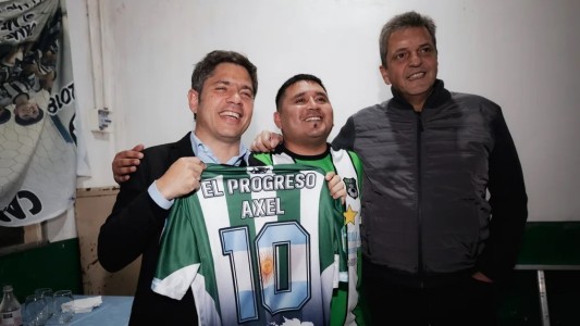 “No es por redes, es en las urnas”: Axel Kicillof llamó a votar por Fuerza Patria contra el modelo de Milei