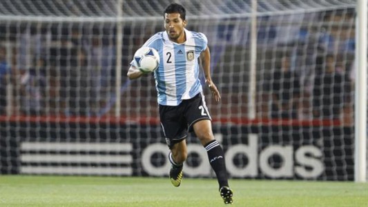 Por ahora, Ezequiel Garay se bajó de la Selección