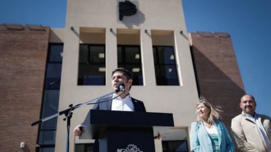 Tras el triunfo, Kicillof le advirtió a Milei que el pueblo "le dijo que no a la motosierra"