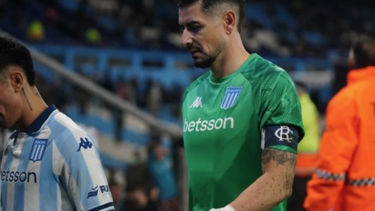 Arias cerró su cuenta de Instagram por las fuertes críticas y peligra su titularidad en Racing