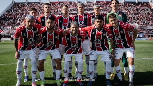 “Parecen señoritas de cabaret”: el presidente de Chacarita estalló contra sus jugadores