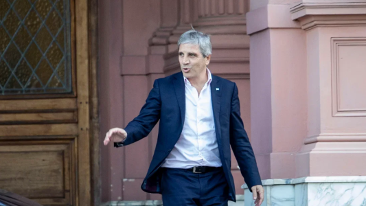 Caputo, contra el Congreso: "Lo que están tratando de hacer es voltear al Presidente"