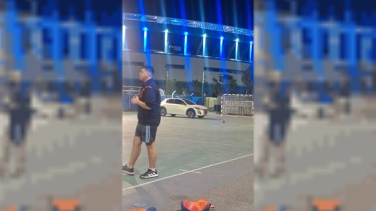 Aseguran que un jugador de Racing olvidó el auto en la cancha de handball y no podían usarla