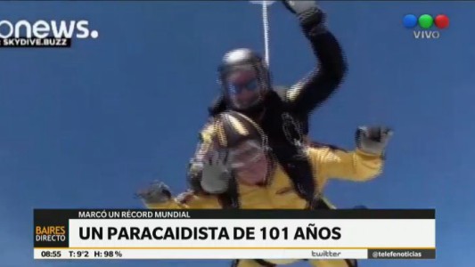 Un paracaidista de 101 años