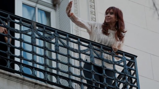 17 de octubre: el kirchnerismo convoca a una caravana a la casa de Cristina Kirchner