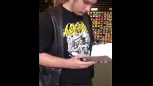 Video pura emoción: el regalo que un padre le dejó a su hijo antes de morir