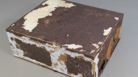 Hallan una porción de torta de 106 años en perfecto estado en la Antártida