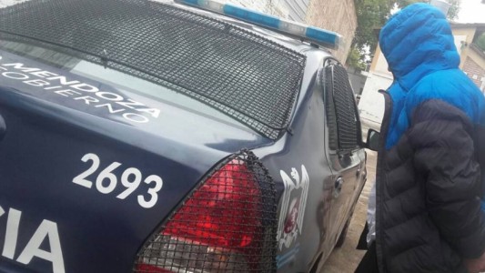Pidió trabajo poniéndole un arma en la cabeza a un empleado municipal