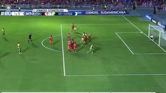 Defensa y Justicia avanza enla Sudamericana tras golear a América de Cali