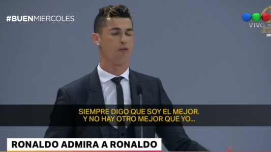 El dramático momento en el que un futbolista sufrió una fractura de cráneo tras recibir un codazo