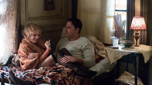 Sienna Miller lloró después de grabar escenas de sexo con Ben Affleck durante nueve horas