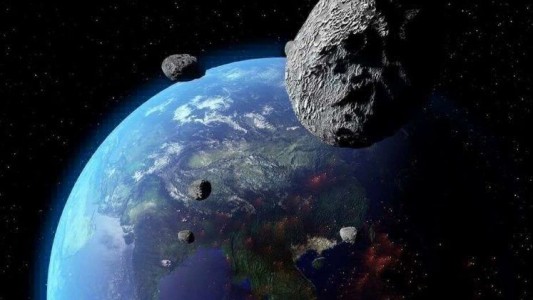 Un asteroide del tamaño de un rascacielos se acercará hoy a la Tierra