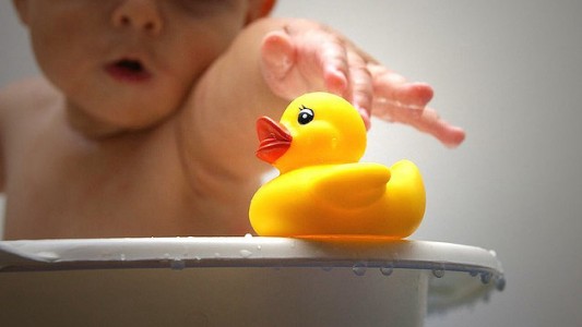 El peligro de los patitos en la bañera