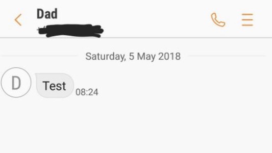 Recibió un mensaje de whatsapp de su padre, muerto hace 6 años
