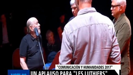 Un aplauso para "Les Luthiers"