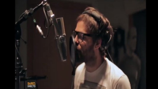 Peter Lanzani hace un cover de Kiss