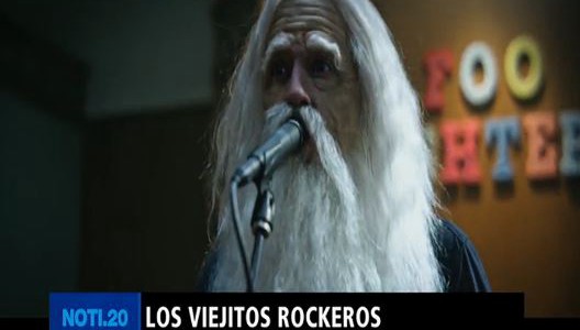 El video de los "viejitos" rockeros