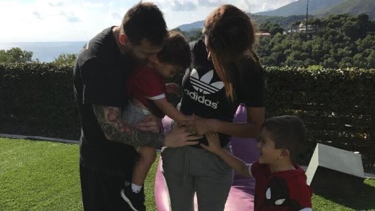 La tierna selfie de Antonela Roccuzzo y sus hijos que enamoró a todos en Instagram