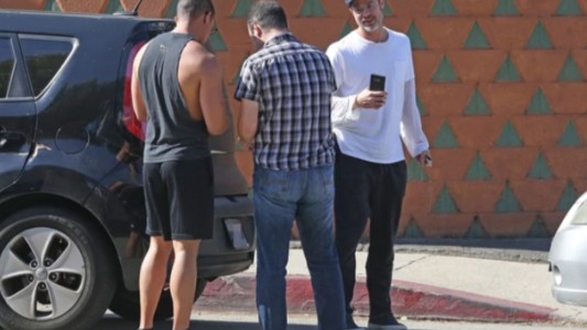 Fotos: Brad Pitt causa un triple choque en Los Angeles y sale ileso