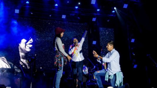 La emocionante propuesta de casamiento en medio de un show de Los Tekis