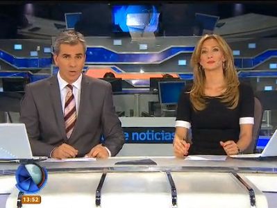 Telefe Noticias a las 13 / Bloque 2 / 30/04/2015
