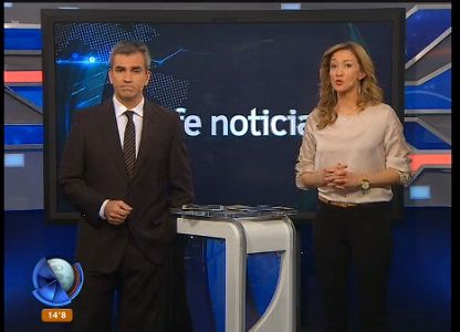 Telefe Noticias a las 13 /Bloque 1 / 25/06/2015
