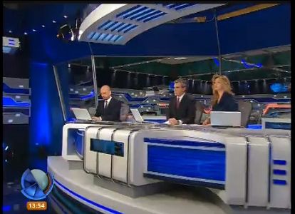 Telefe Noticias a las 13 / Bloque 2 / 12/08/2015