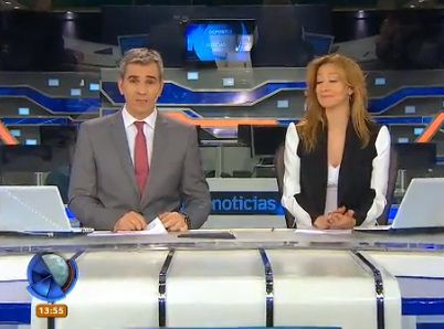 Telefe Noticias a las 13 / Bloque 2 / 17/08/2015