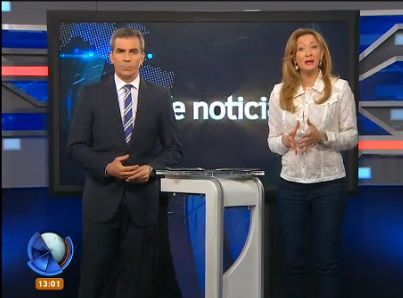 Telefe Noticias a las 13 / Bloque 1 / 26/08/2015
