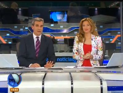 Telefe Noticias a las 13 / Bloque 2 / 09/09/2015