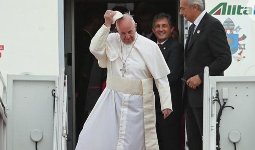 El papa Francisco llamó a "soportar pacientemente a las personas molestas"