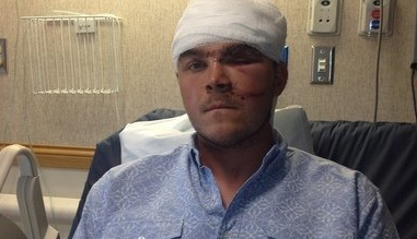 Se salvó del ataque de un oso tras meterle un brazo por la garganta