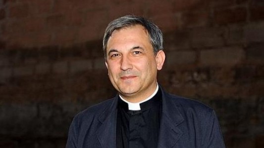 “Vatileaks”: detuvieron a un sacerdote por el robo de documentos secretos