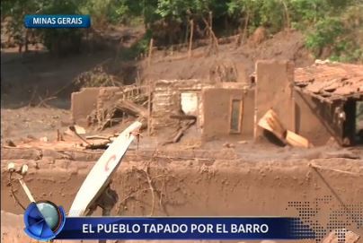 Brasil: imágenes del pueblo que quedó sepultado bajo lodo tóxico