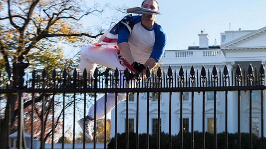 Detuvieron a un intruso que logró ingresar a los jardines de la Casa Blanca