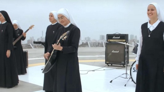 Las monjas rockeras que causan furor en YouTube, actuarán frente al Papa