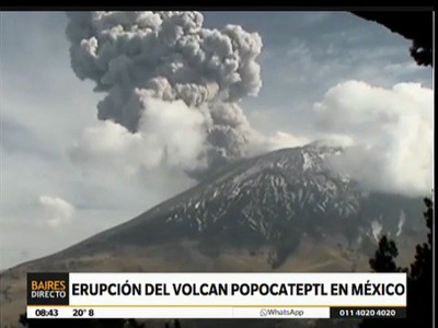 Erupción del volcán Popocatepetl en México