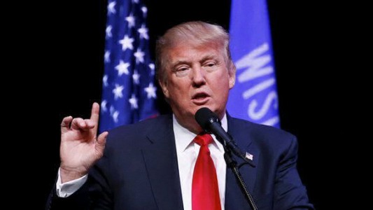 Donald Trump confunde la fecha de ataques terroristas de Nueva York con el nombre de un supermercado